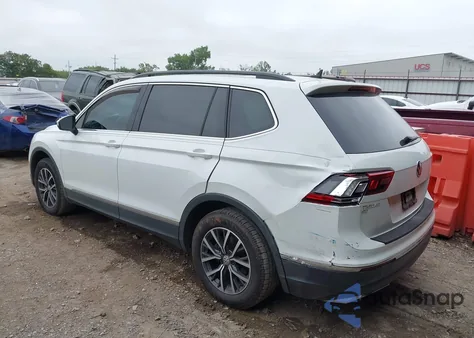 2020 Volkswagen Tiguan 2.0T Se/2.0T Se R-Line Black/2.0T Sel z USA, uszkodzony, nr VIN 3VV2B7AX2LM025105